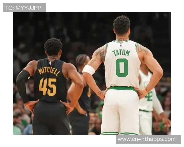 米切尔短暂出战18分钟表现平平贡献7分1板2助2断展现潜力