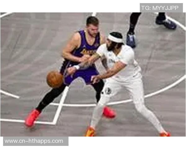 里夫斯回忆浓眉被交易时的反应称以为是玩笑话 里夫斯回忆浓眉被交易时的反应称以为是玩笑话