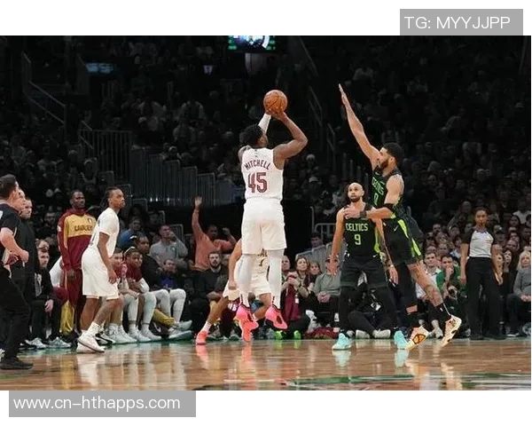 米切尔谈失利经验称绿军夺冠经历值得借鉴激励球队奋发向前 米切尔谈失利经验称绿军夺冠经历值得借鉴激励球队奋发向前