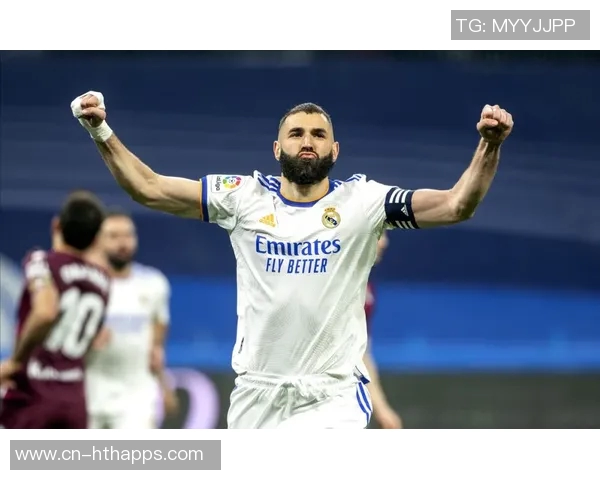 皇马11月最佳球员候选名单揭晓姆巴佩库尔图瓦维尼修斯争夺荣誉